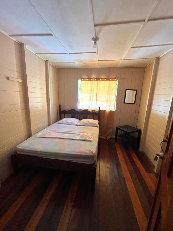 Pura Vida Hostel