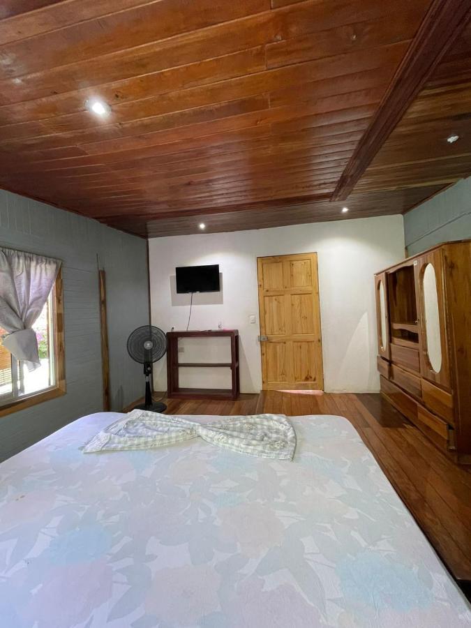 Hostal Pura Vida