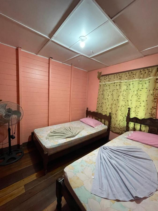 Pura Vida Hostal